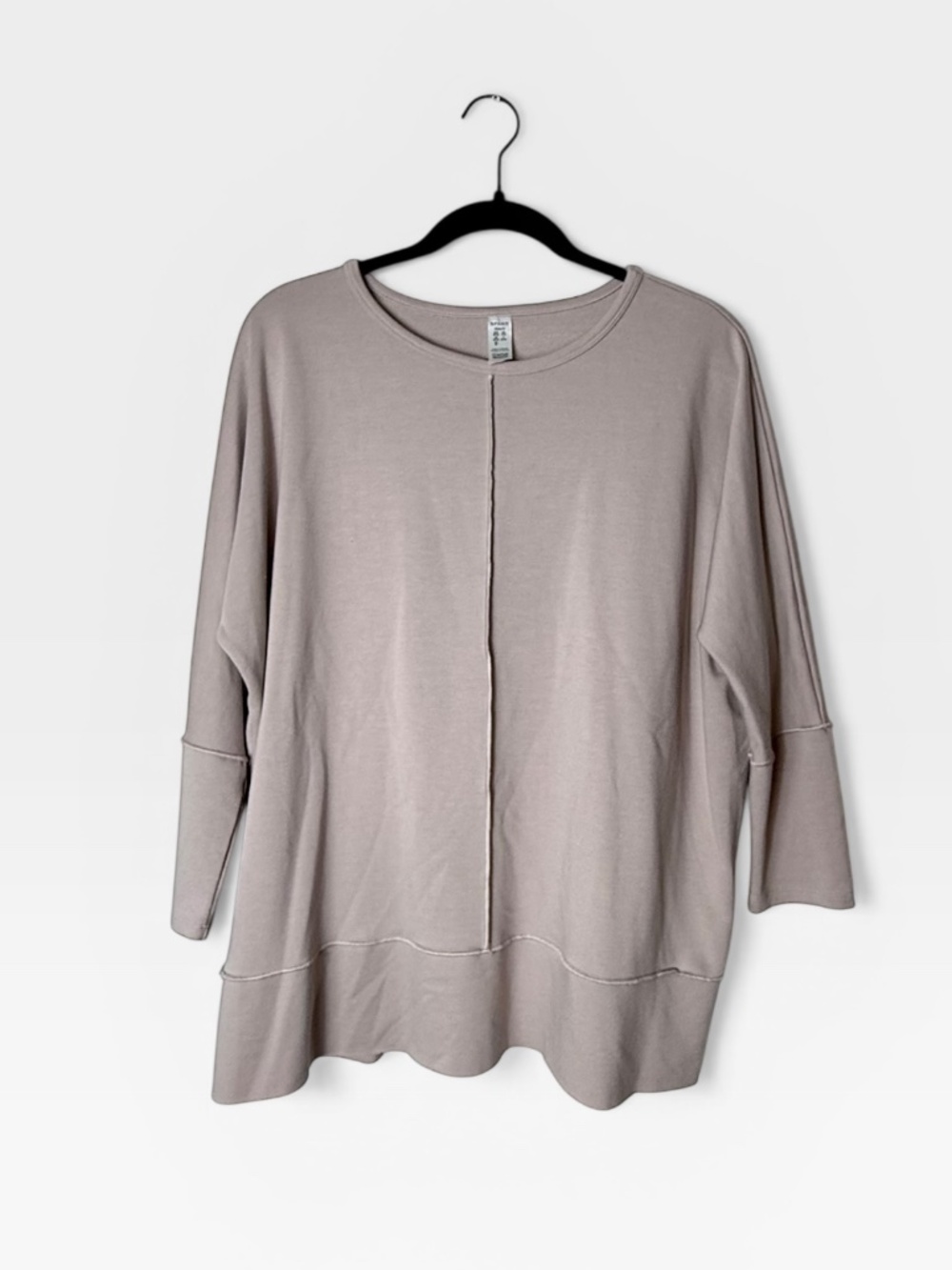 Spanx‎ Perfect Length Top in a dolman 3/4 sleeve (A)